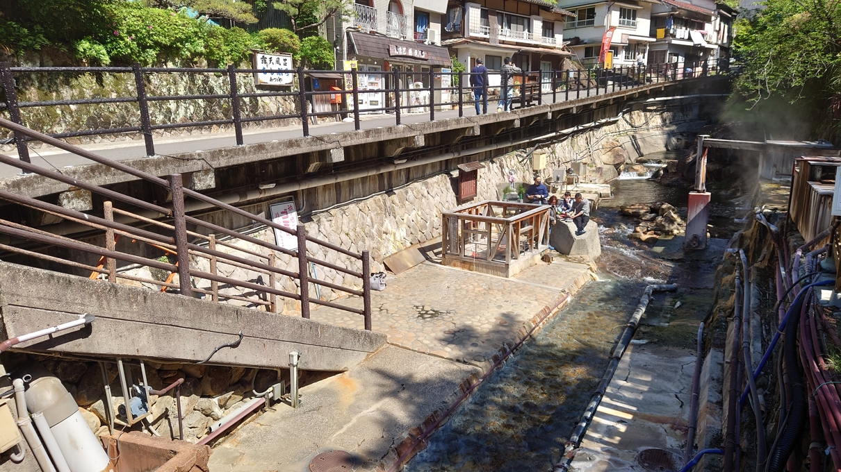 湯の峰温泉7