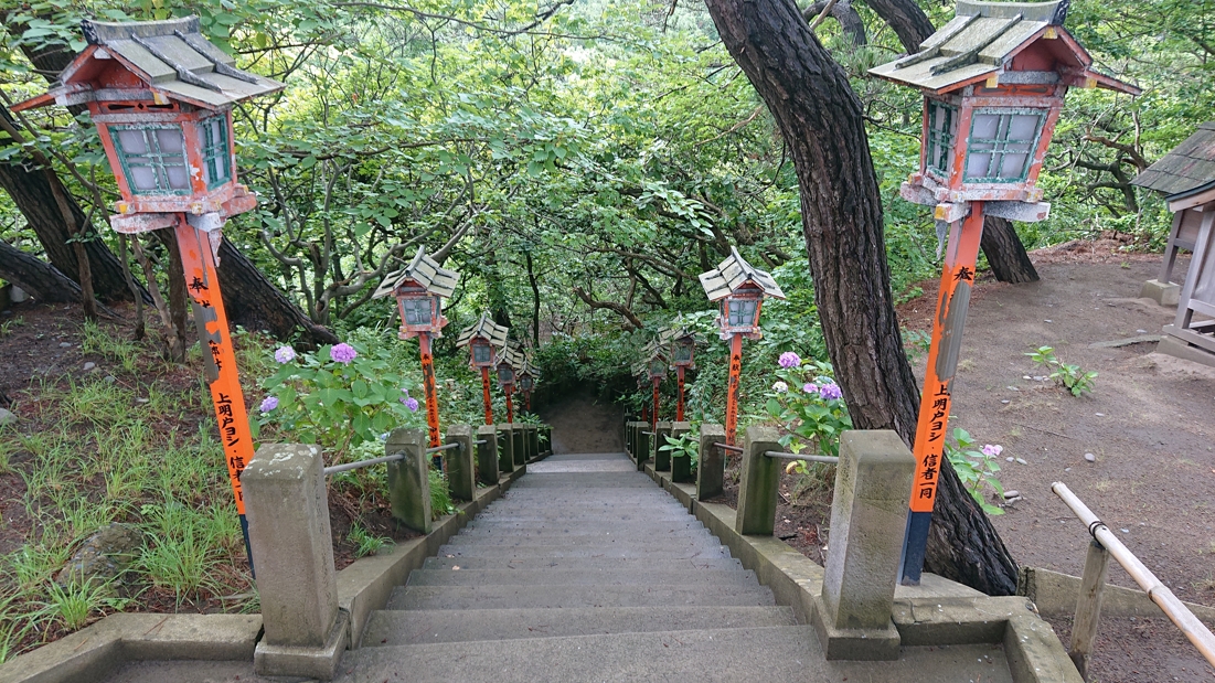 高山稲荷神社17